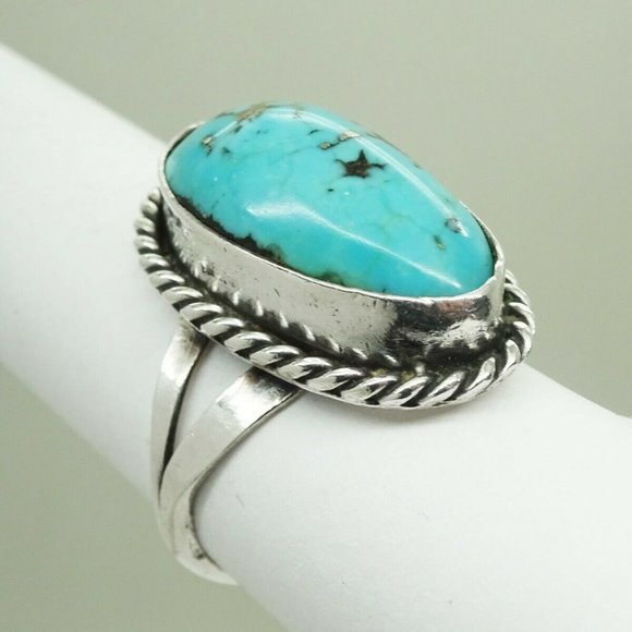 Southwestern Oval Turquoise Solitaire Split Shank Ring Sterling Silver Sz 7.25 - Picture 2 of 5